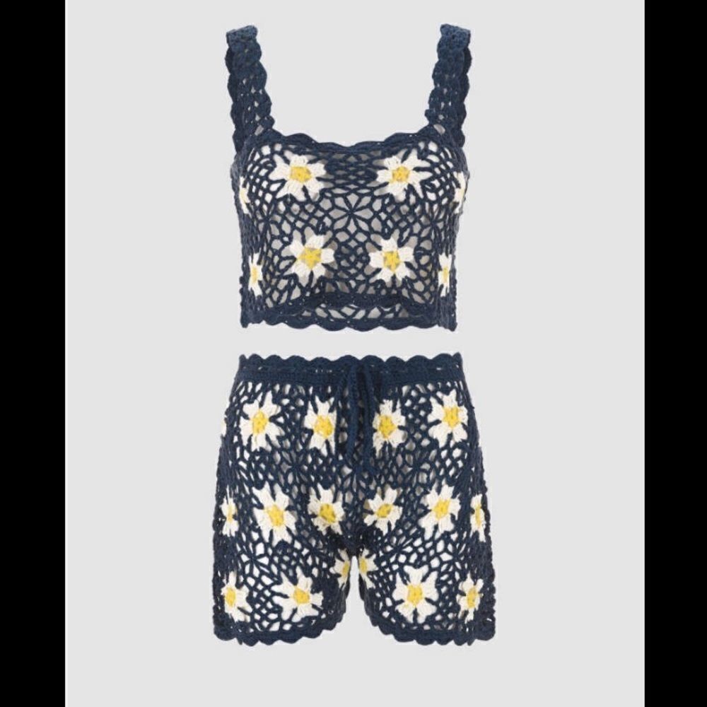 NWT Festival Boho Crochet daisy shorts tank set